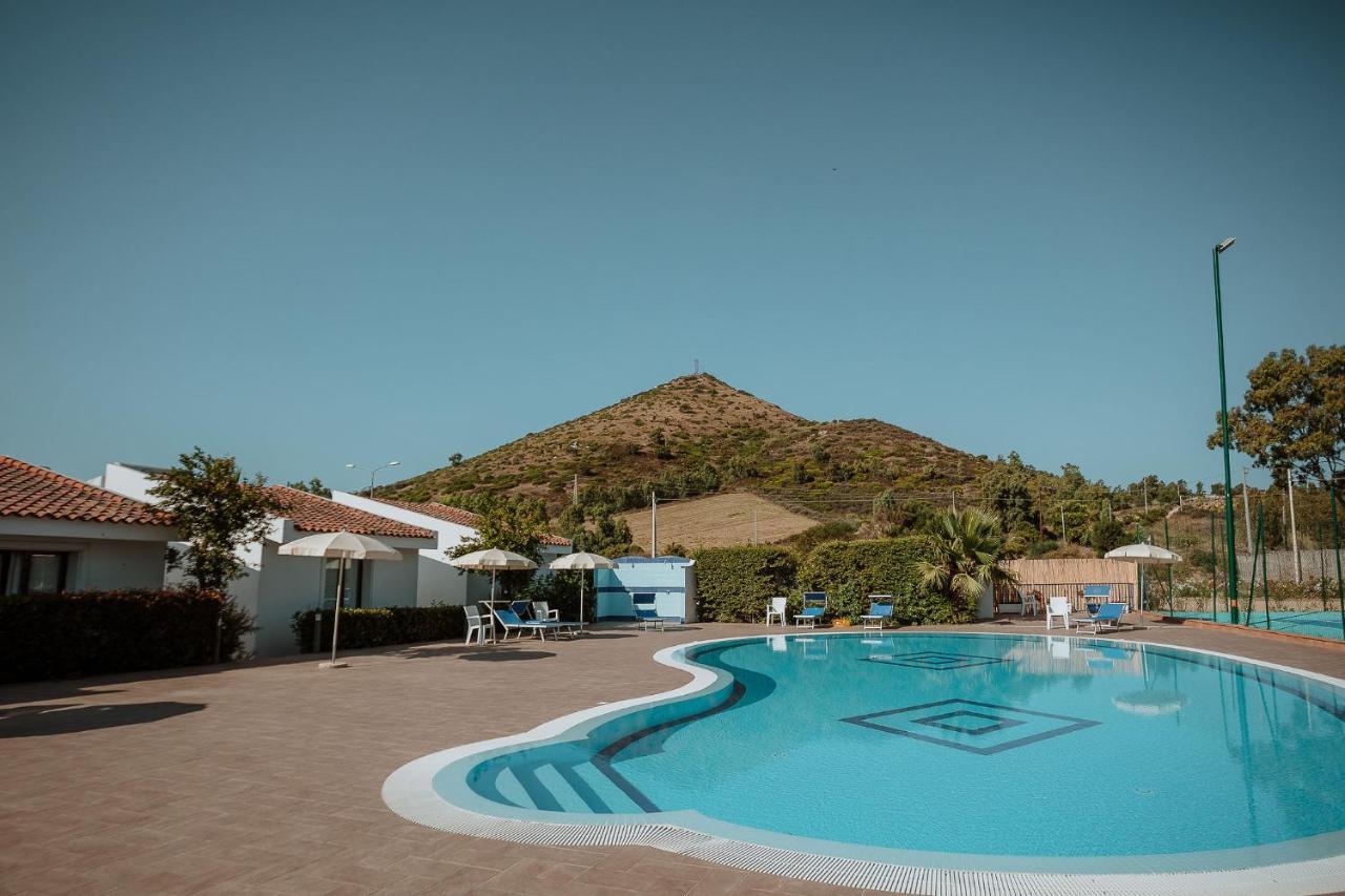Resort Fior Di Sardegna Posada  Exterior photo